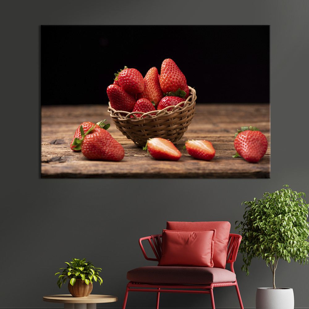 Картина для кухні кафе бару Плетений кошик з полуницею 51x34 см (1581-1)