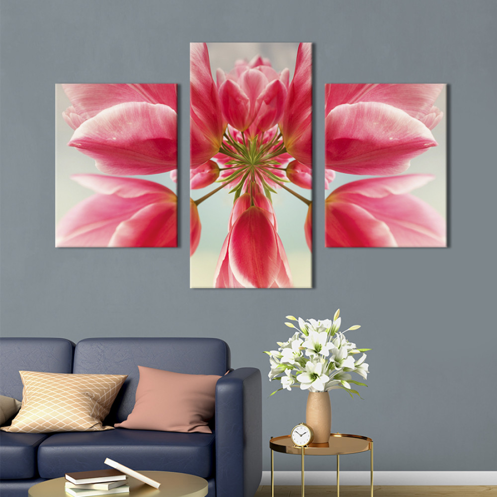 Картина триптих Яскрава рожева троянда 66x40 см (1008-32)