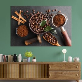 Картина напої картина для кухні кафе бару Чорний фон з цільними та меленими зернами кави 51x34 см (1627-1)