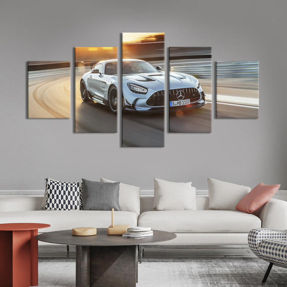 Картина Приголомшливий спорткар Mercedes-AMG GT Black Series 112x54 см (1365-52)